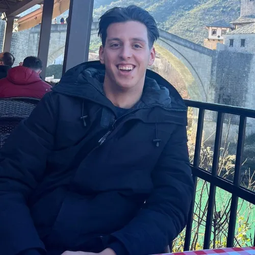 Edvin Hodzic, rij-instructeur bij Rijschool Dado